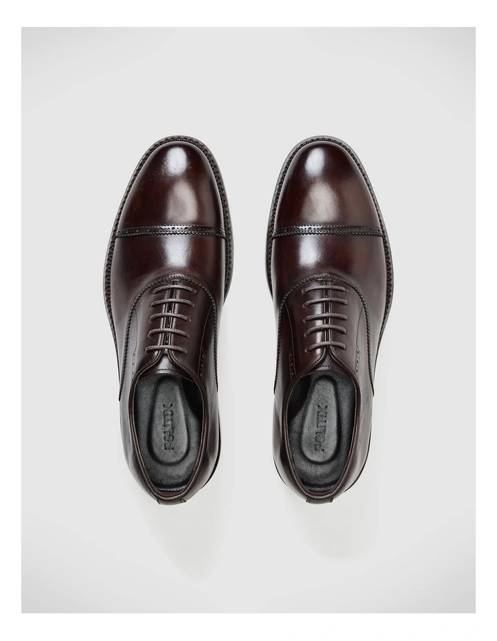 Davey Brogue Oxford Shoes in Chestnut image 3