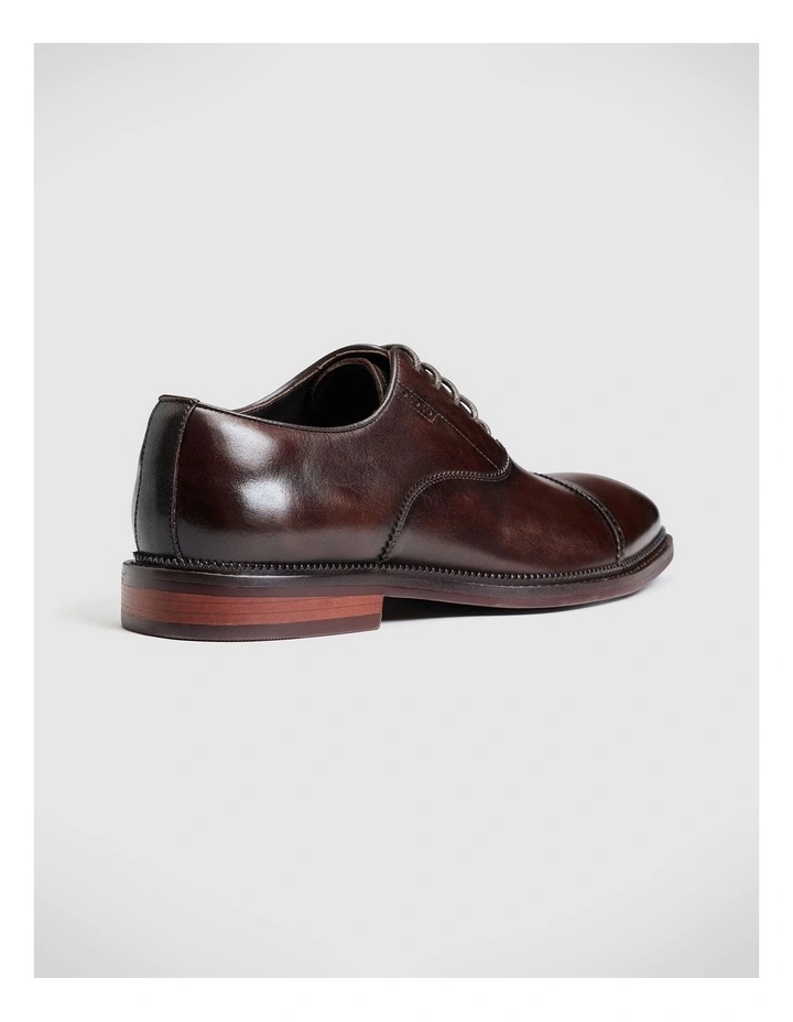 Davey Brogue Oxford Shoes in Chestnut image 4