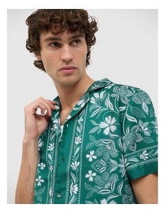 Aidan Border Print Short Sleeve Shirt in Green