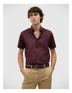 Joshua Textured Shirt in Burgundy