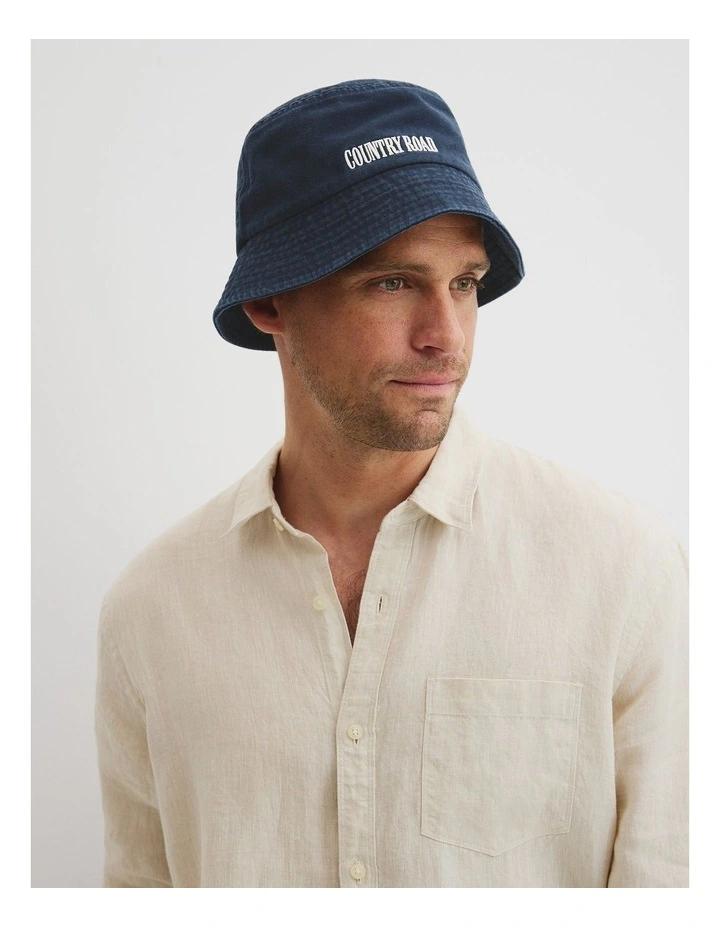 Cr Bucket Hat in Navy image 2