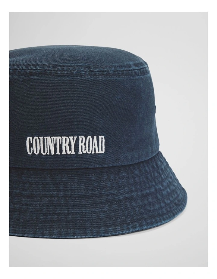 Cr Bucket Hat in Navy image 3