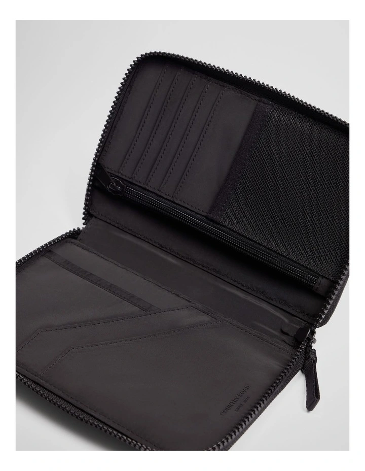 Travel Wallet in Black image 2