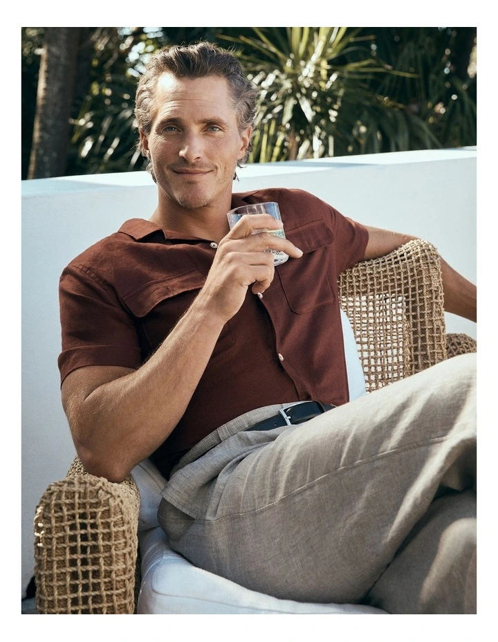 Double Pocket Textured Linen Short Sleeve Shirt in Dark Spice image 2
