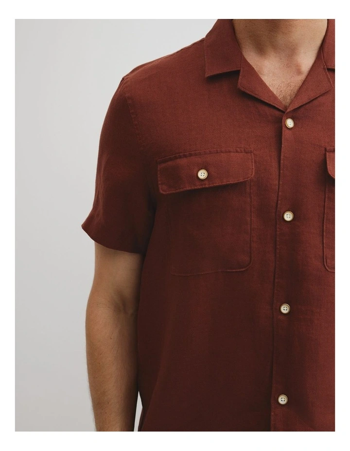 Double Pocket Textured Linen Short Sleeve Shirt in Dark Spice image 3