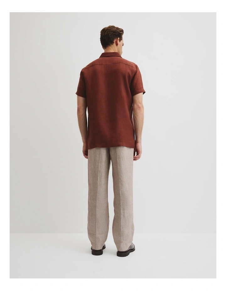 Double Pocket Textured Linen Short Sleeve Shirt in Dark Spice image 5