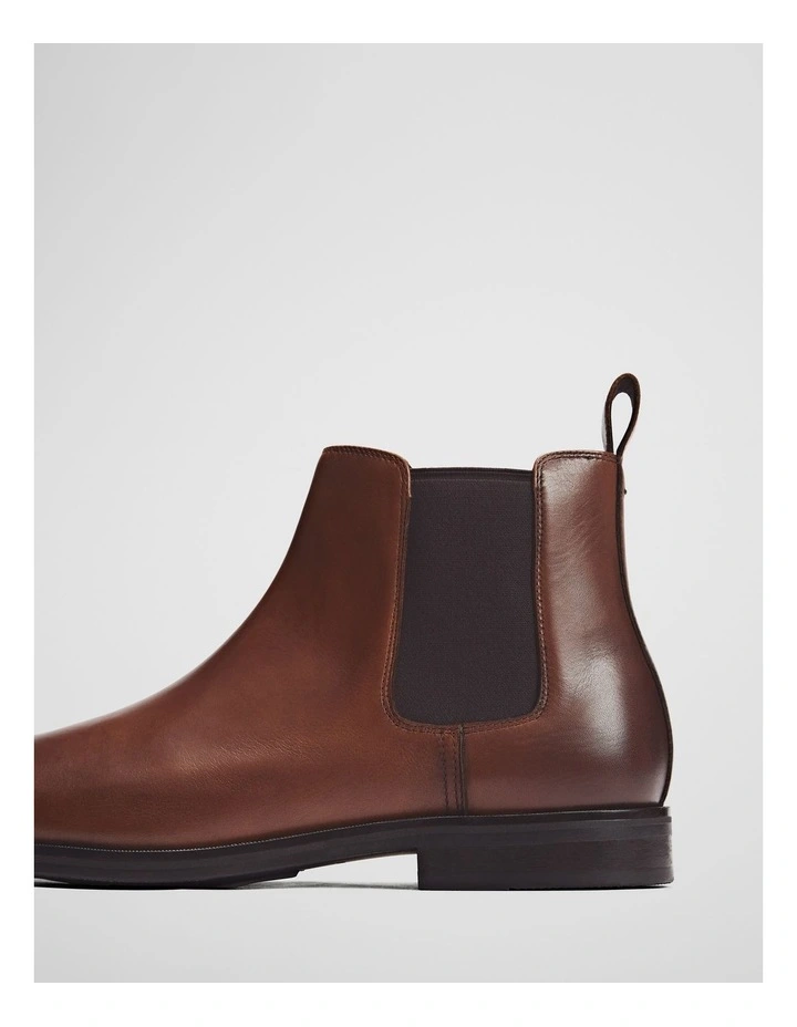 Lucas Chelsea Boot in Rich Tan image 4