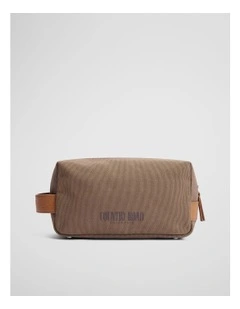 Heritage Washbag in Oak