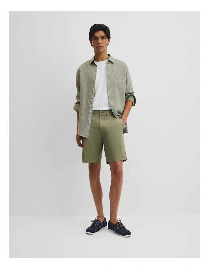 Australian Cotton Stretch Chino Short in Moss image 1