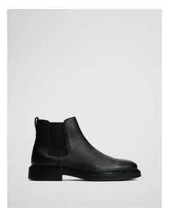 Travis Boot in Black