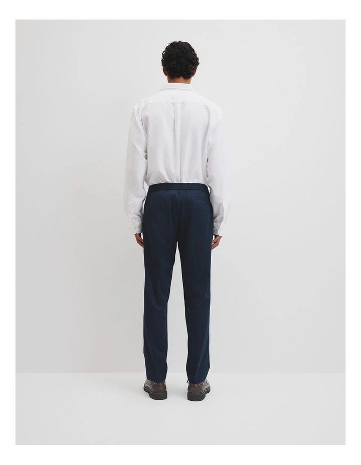 Relaxed Elastic Pant in Navy image 4