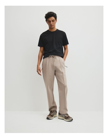 Taupe colour