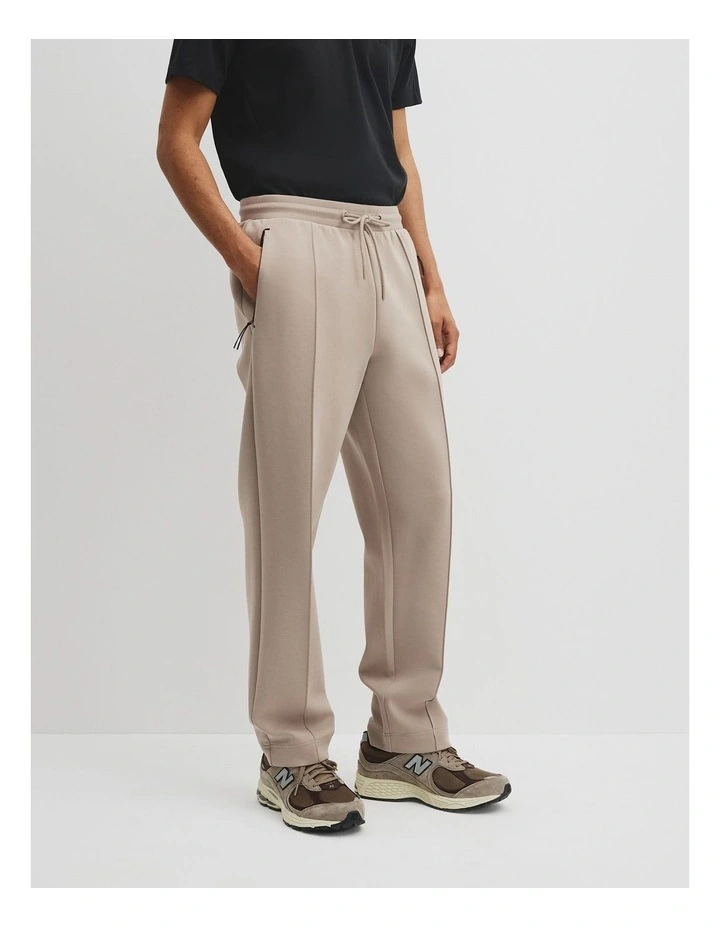 Athleisure Jogger in Taupe image 4