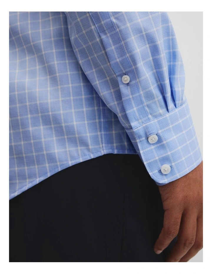 Long Sleeve Reg Check Trvl Shirt in Light Blue Multi image 3