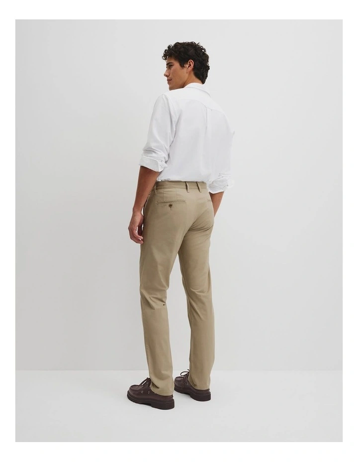 Australian Cotton Standard Fit Stretch Chino in Birch image 5