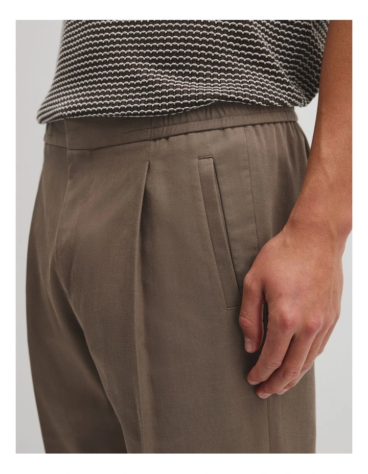 Relaxed Fit Elastic Pant in Coffee image 3