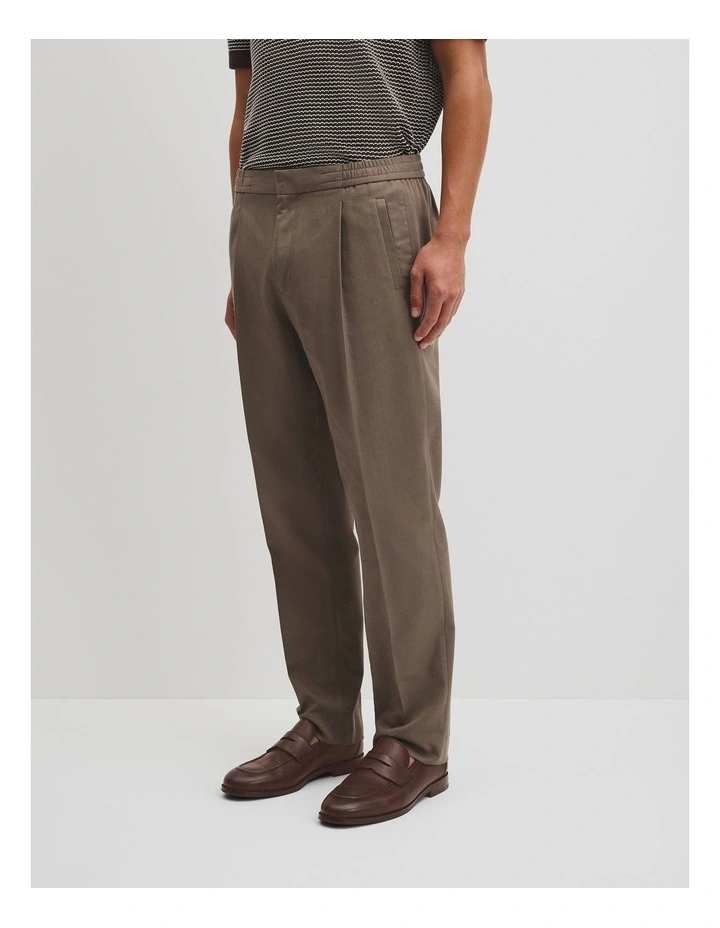 Relaxed Fit Elastic Pant in Coffee image 4