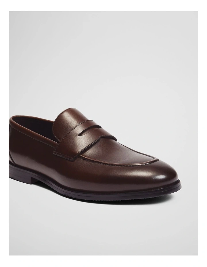Emmett Loafer in Chocolate image 4