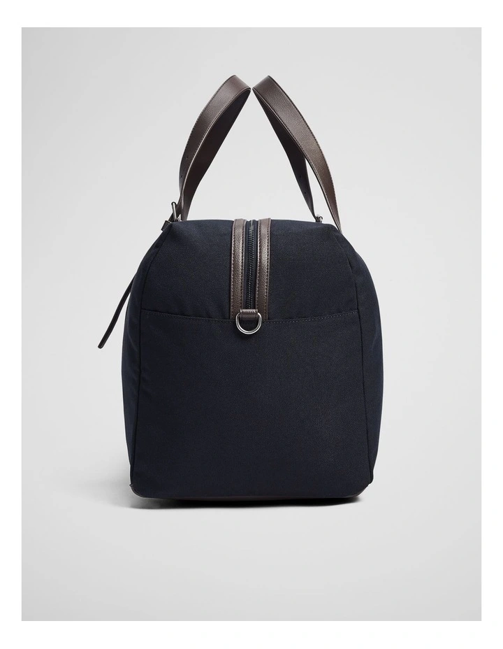 Hudson Duffle Bag in Navy image 5