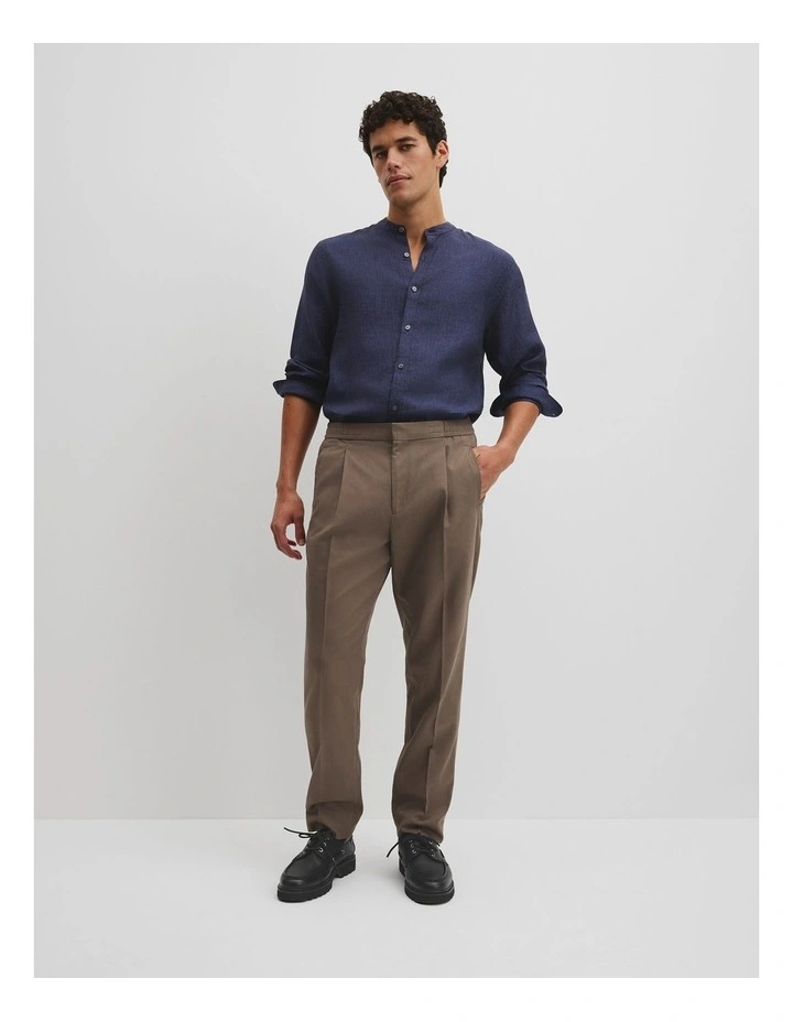 Regular Fit Delave Linen Standard Collar Shirt in Navy image 4
