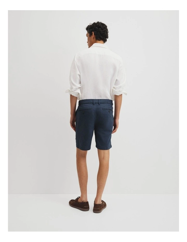 Cotton Linen Stretch Textured Short in Navy image 5