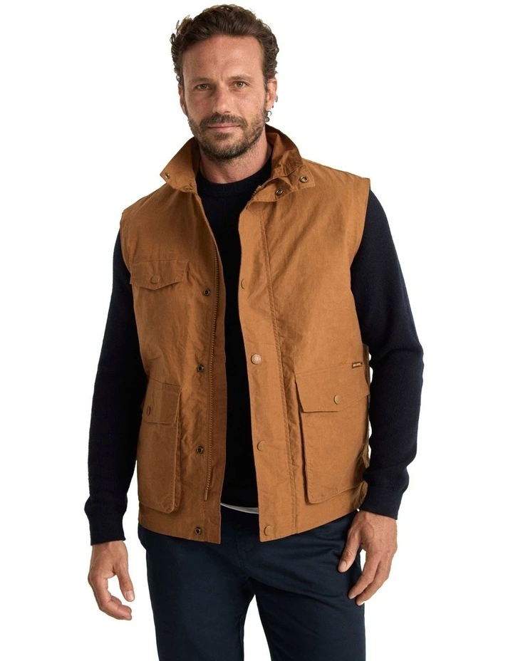 3Vem00015 Lightweight Jumbuck Vest in Siltstone image 1