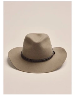 Country Fur Blend Hat in Brown