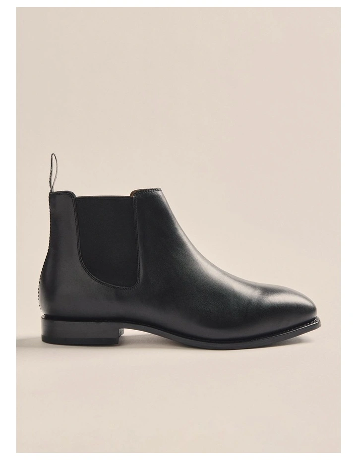 Sidney Boot in Black Wide K0001WBLK image 1