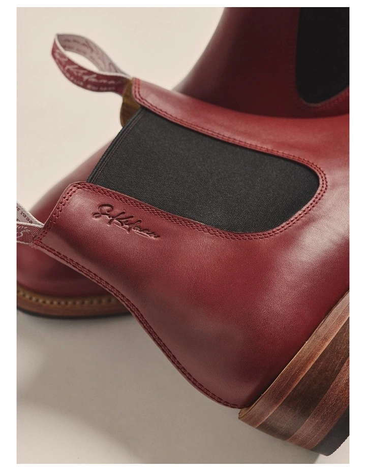 Helen Boot in Pilbra Red K0015 PRED image 5