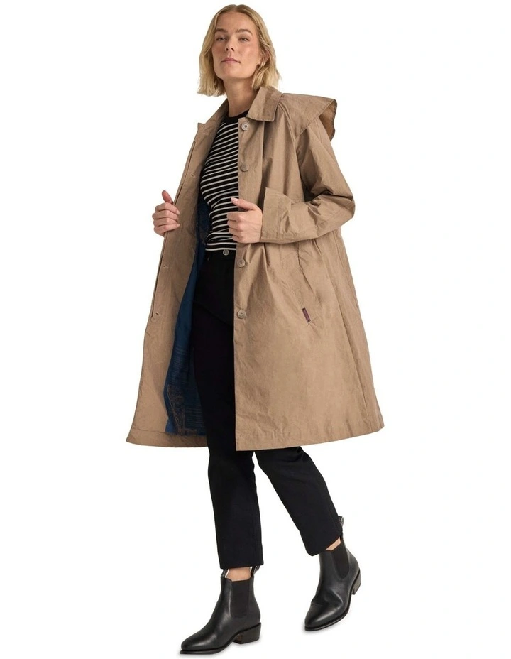 Town & Country Lightweight Dry Wax Coat in Desert image 2