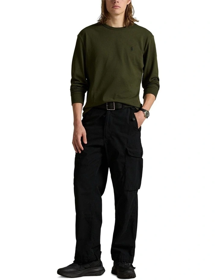 Classic Fit Long-Sleeve T-shirt in Green image 3