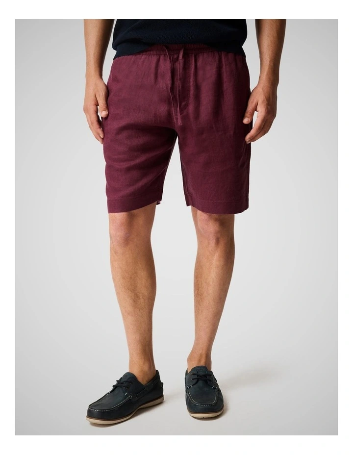 Linen 9 inch Resort Short in Oxblood image 1