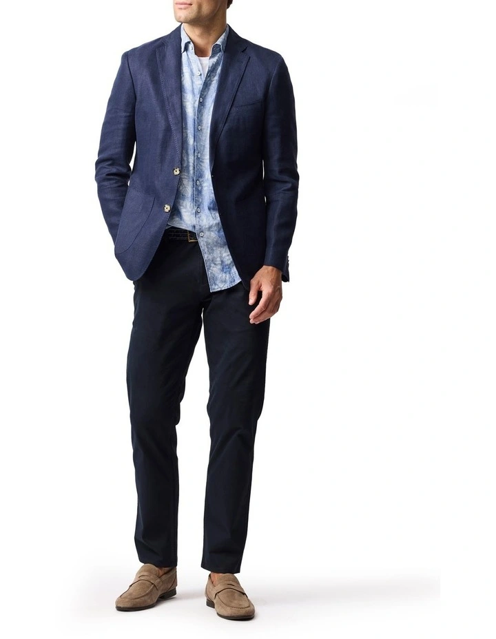 The Cascades Sports Fit Jacket in Midnight image 2