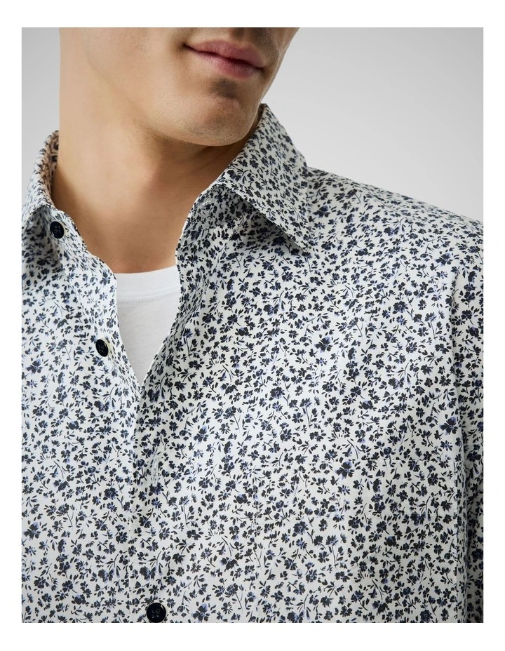 Rai Valley Shirt in Navy image 6