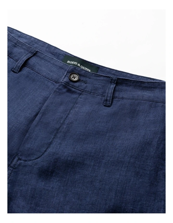 Resort Linen Short in Marine image 5
