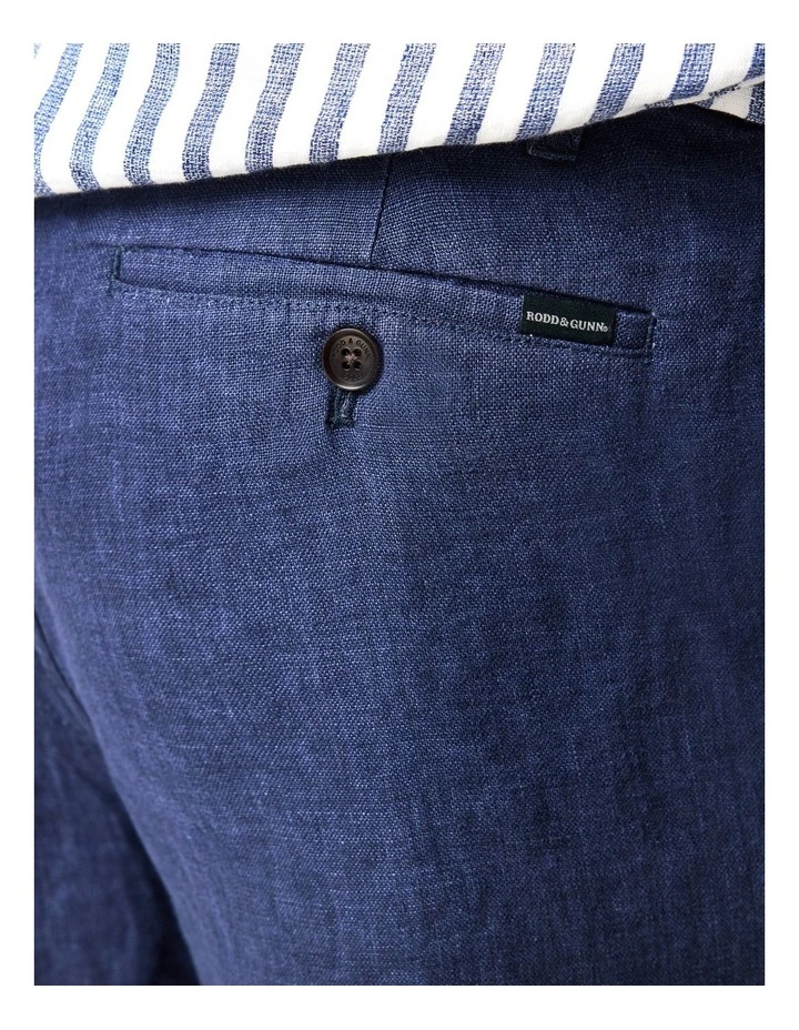 Resort Linen Short in Marine image 6