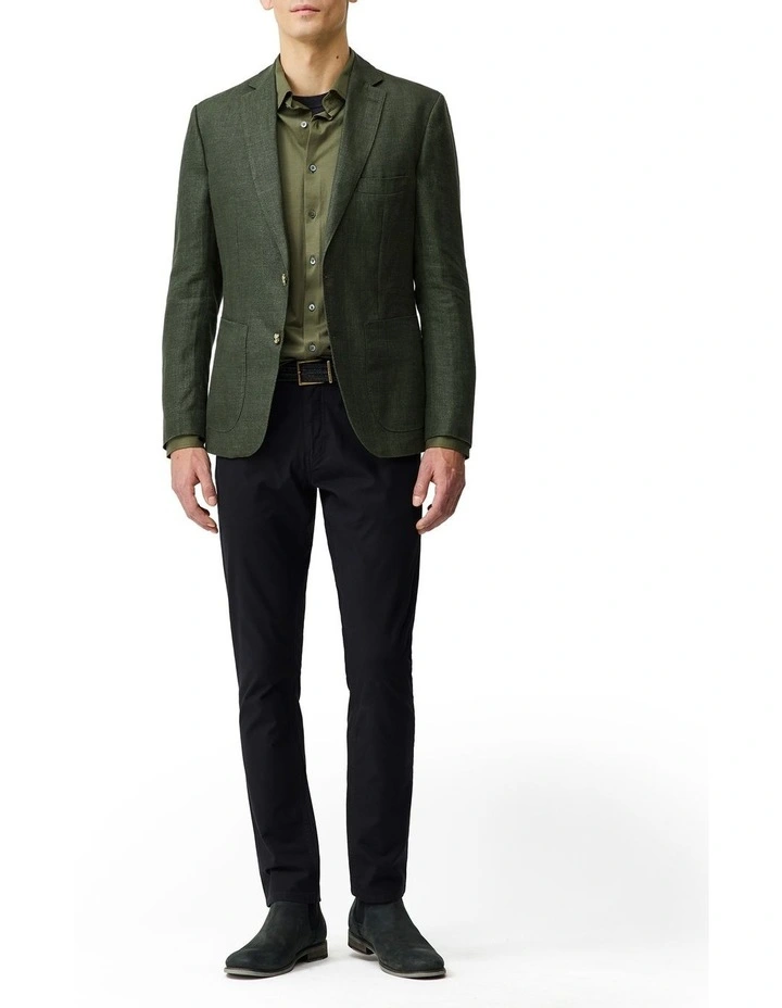 The Cascades Sports Fit Jacket in Bayleaf image 2