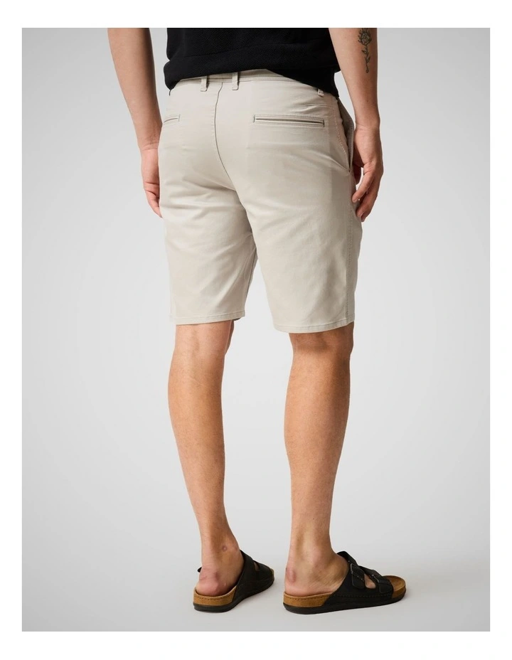 Tongariro Sports Fit 9 Inch Short in Sand image 3
