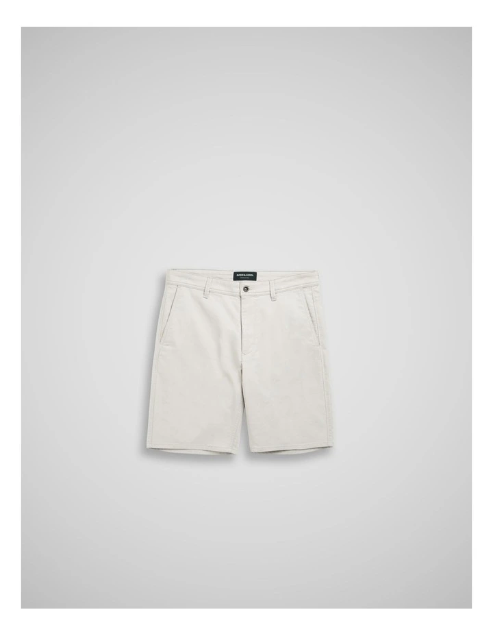 Tongariro Sports Fit 9 Inch Short in Sand image 4