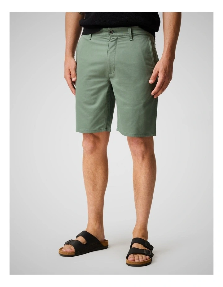 Tongariro Sports Fit 9 Inch Short in Evergreen image 1
