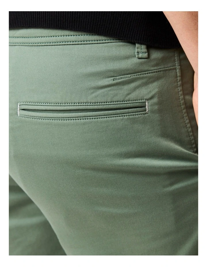 Tongariro Sports Fit 9 Inch Short in Evergreen image 6