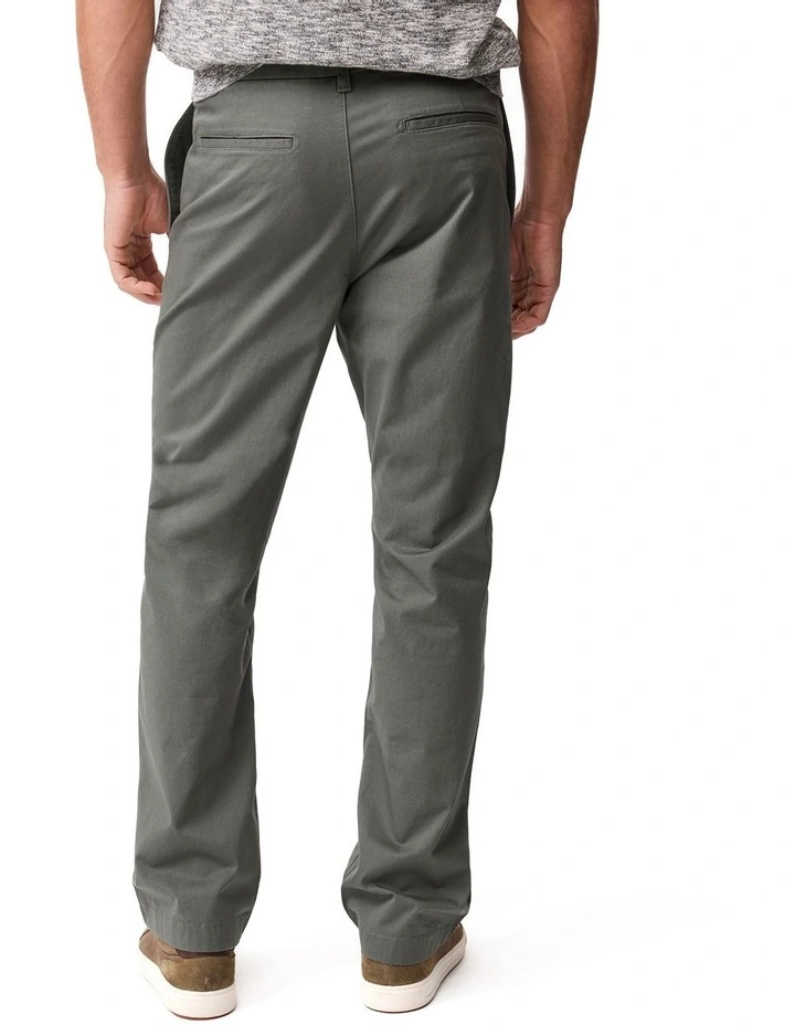 Glenham Relaxed Pant in Light Olive image 3