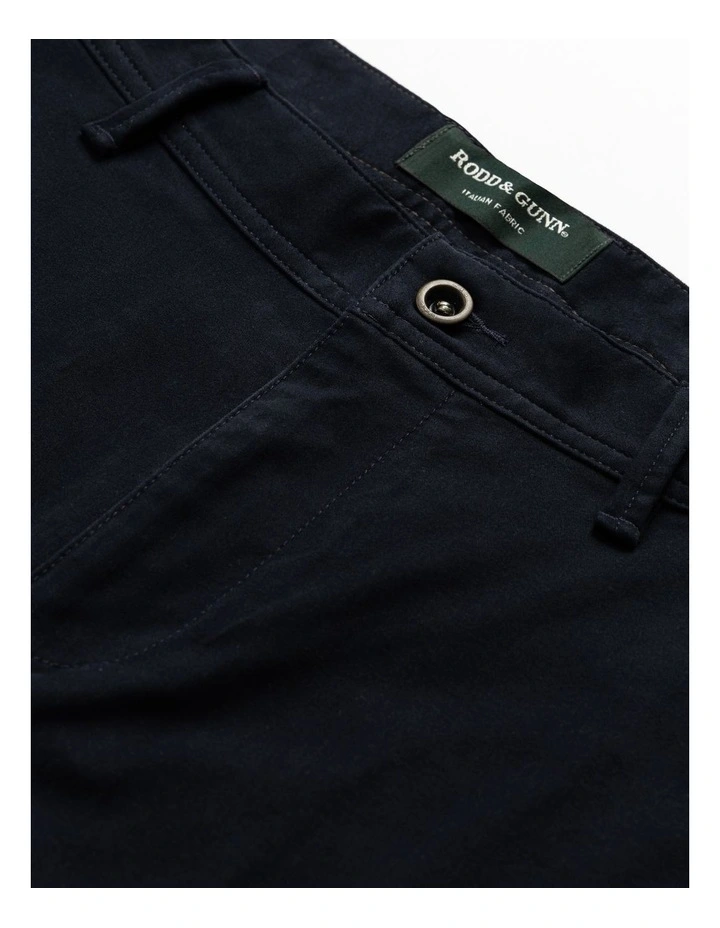 Thomas Road 2.0 Chino Pant Short Leg in Navy image 5