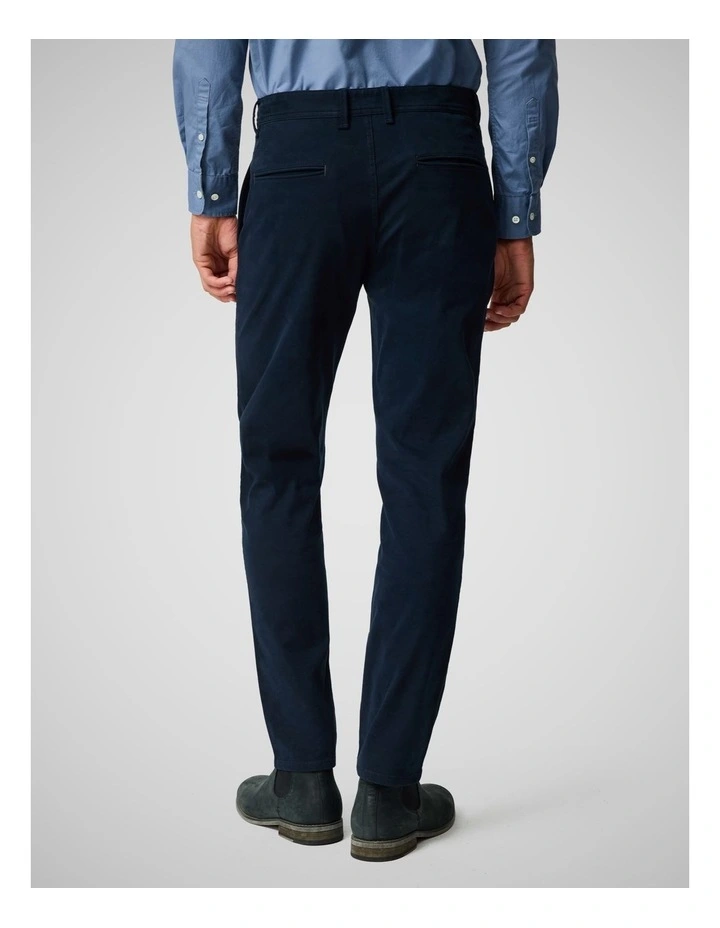 Thomas Road 2.0 Chino Pant Long Leg in Navy image 3
