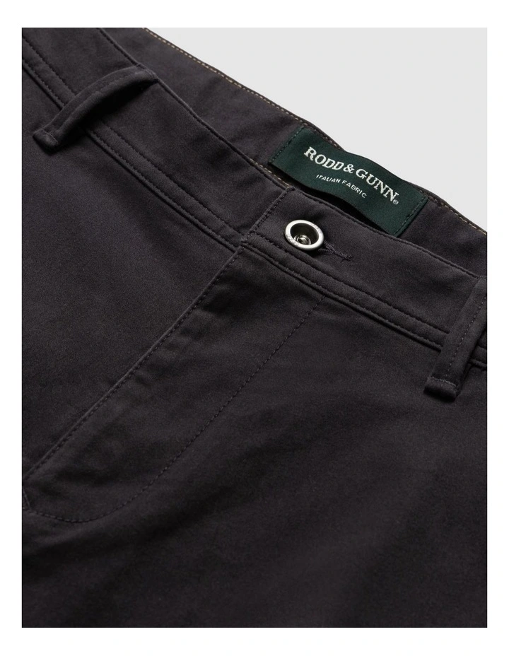 Thomas Road 2.0 Chino Pant Short Leg in Granite image 5