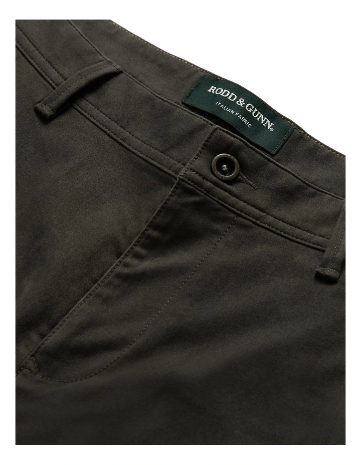 Thomas Road 2.0 Chino Pant Short Leg in Bayleaf image 5