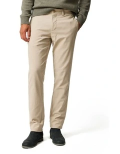 Motion Pant Straight Short Leg in Beige
