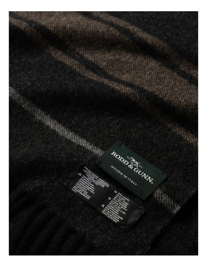 Wanaka Scarf in Carbon image 2