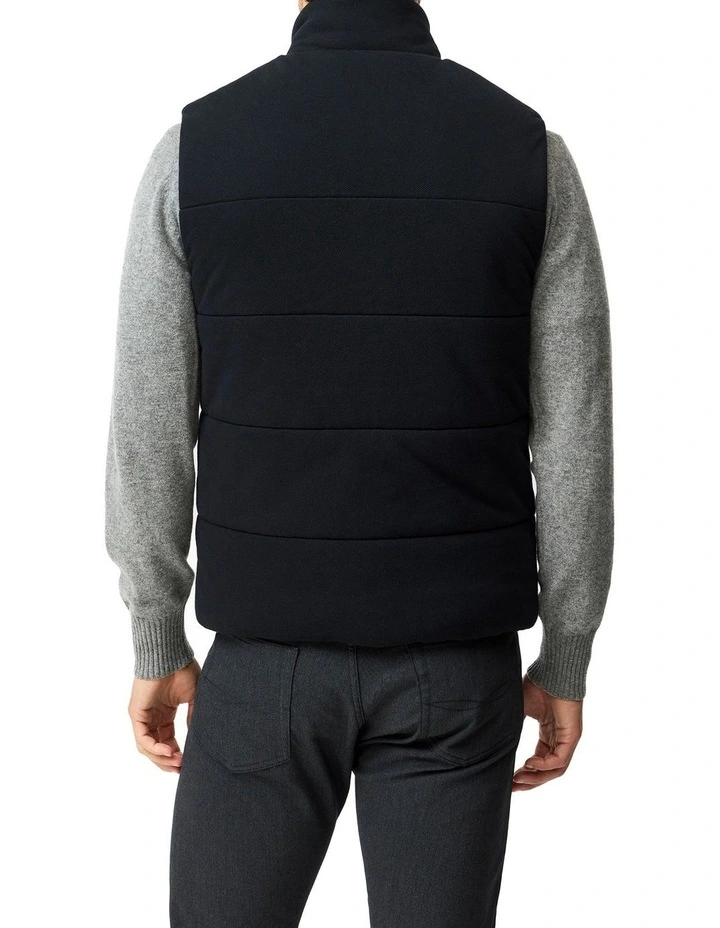 Lake Ferry Vest in Onyx image 3