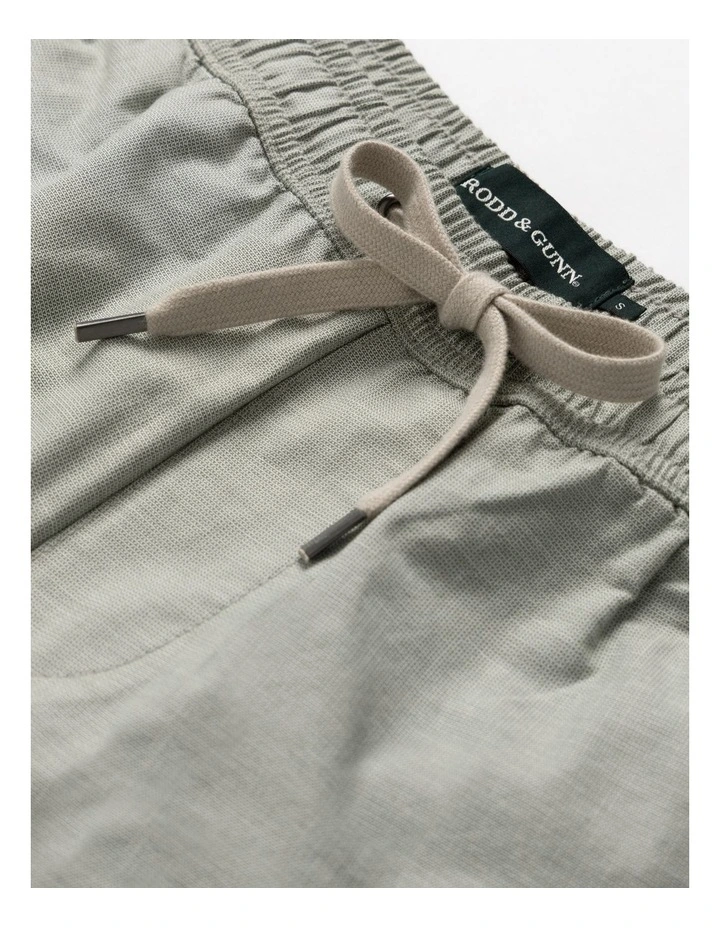 Gunn 7 Resort Short in Artichoke image 5